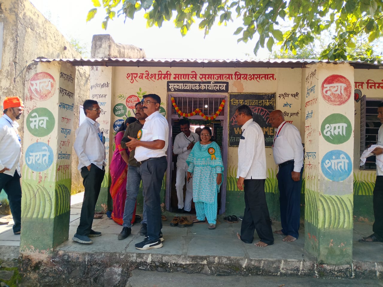  संत गाडगेबाबा विभागीय समिती कडून गावचे स्वच्छता सर्वेक्षण पूर्ण