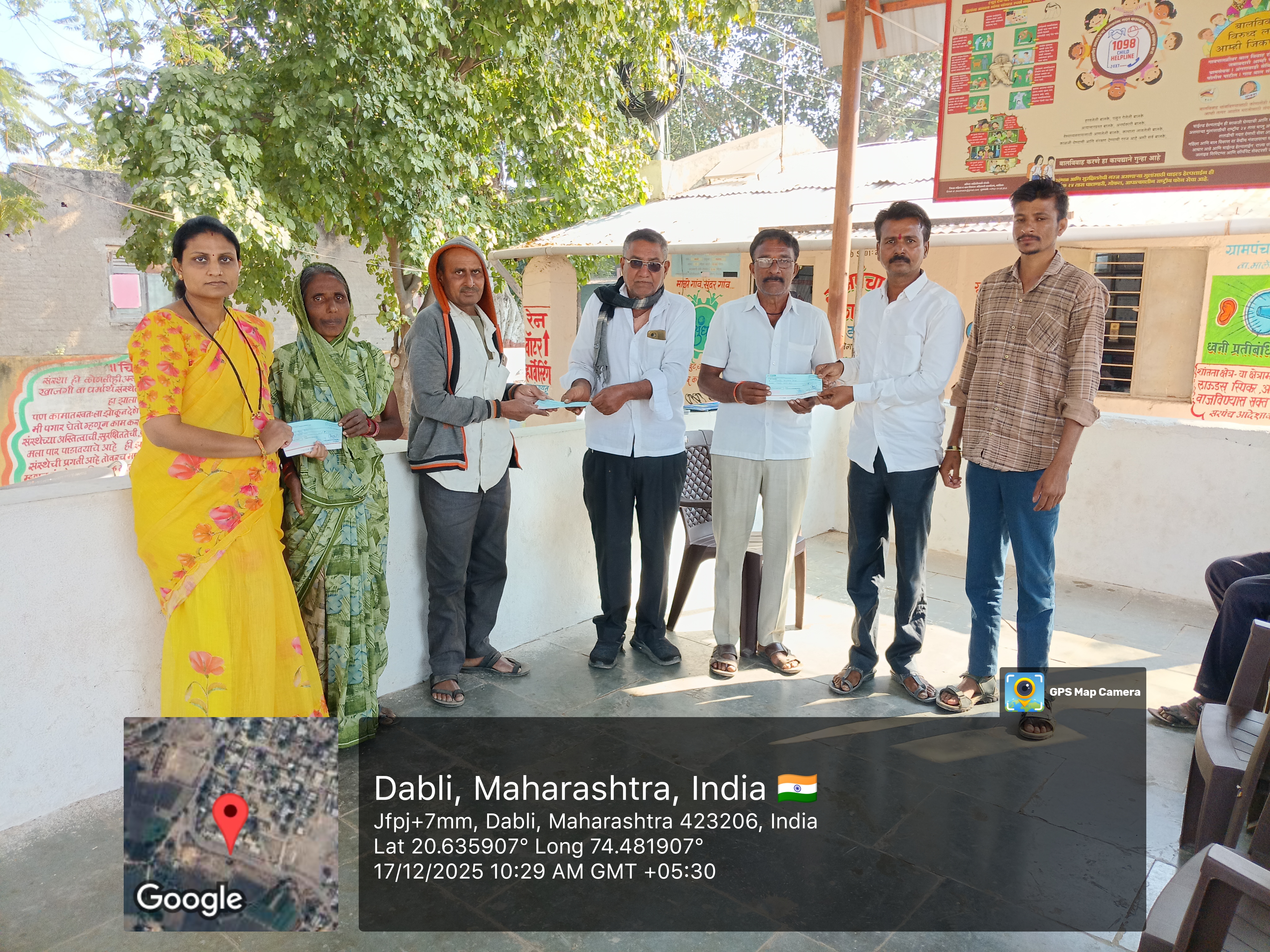 डाबली ग्रामपंचायत तर्फे दिव्यांग लाभार्थीना मदत म्हणून धनादेश वाटप करण्यात आले 