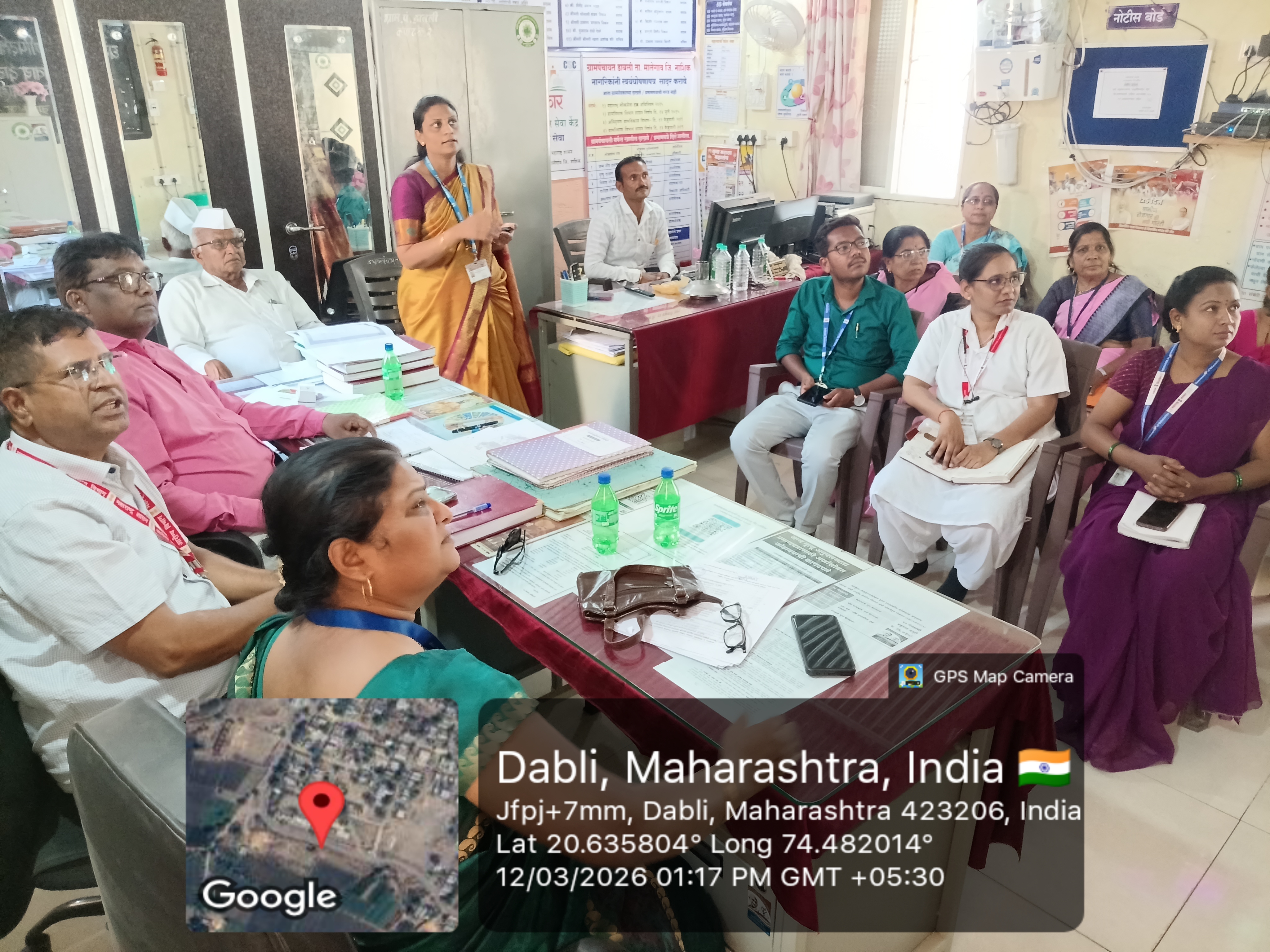 मुख्यमंत्री समृद्ध पंचायतराज अभियान अंतर्गत झालेल्या सर्व कामांचे पीपीटी ग्रामपंचायतच्या माध्यमातून सर्व अधिनस्त कर्मचाऱ्यांना दाखवण्यात आली